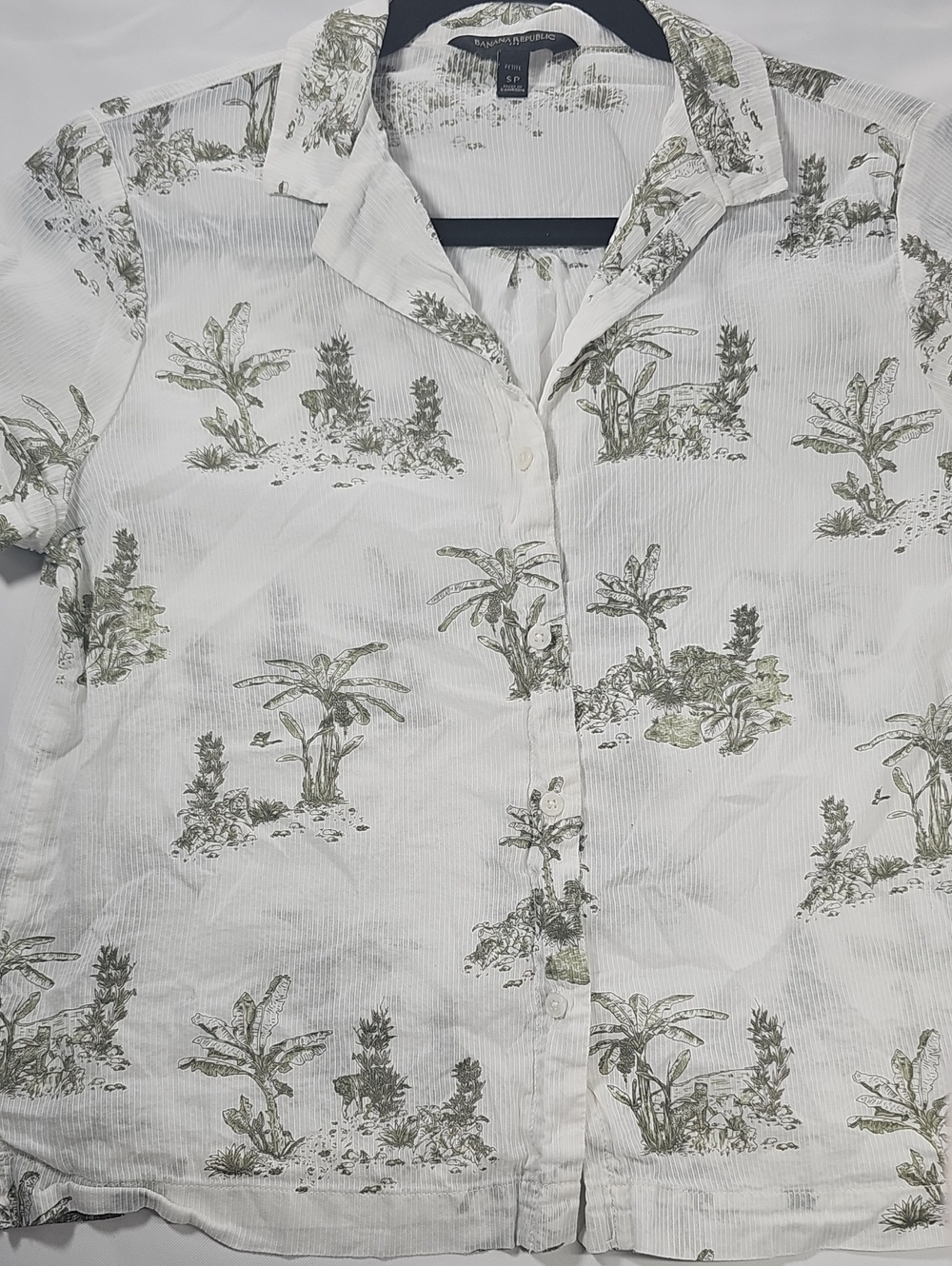 Banana Republic White Short-Sleeve Button-Up with Olive Botanical Print